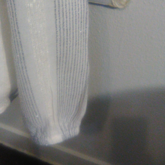 Top - Picture 4 of 5